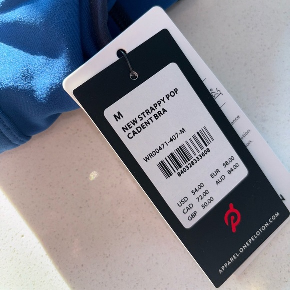 Peloton New Strappy Pop Cadent Bra - Picture 9 of 9